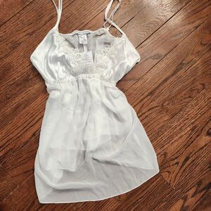 NWT INTIMO DONATELLA Babydoll night gown size Small Sheer Flattering Silhouette